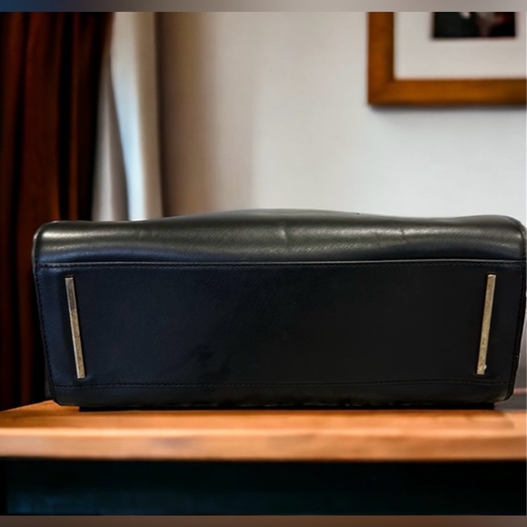 Tory Burch Mini Black Leather Robinson Dome Satchel LIKE NEW - Picture 6 of 8